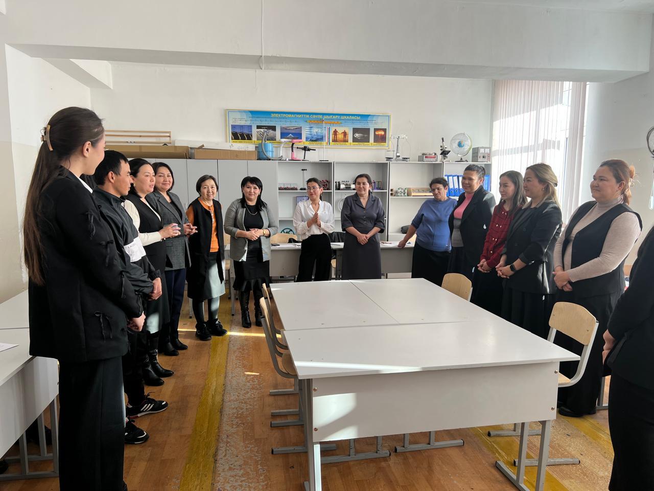 "МИФ" ӘБ «Оқушылардың функционалдық сауаттылығын арттыру» тақырыбындағы мектепішілік іс – тәжірибемен бөлісу семинарын ұйымдастырды